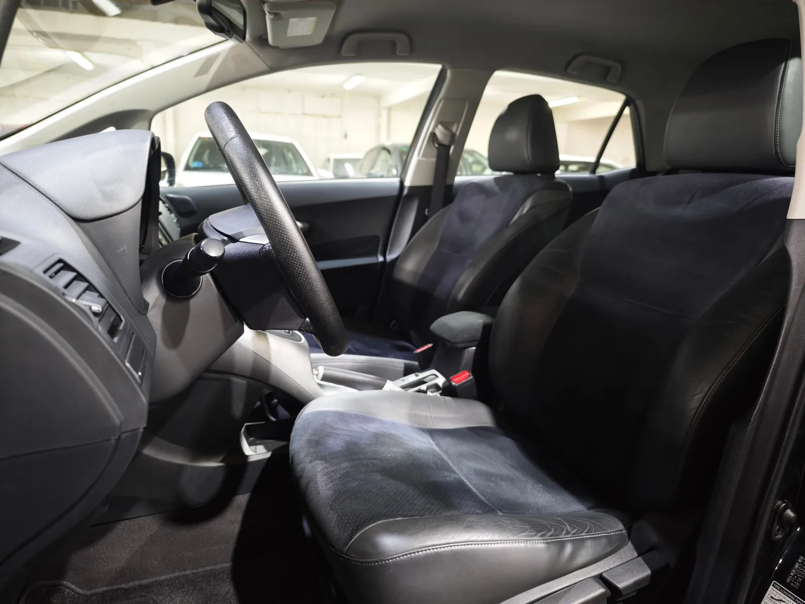 Toyota Auris 1.8 Híbrido Advance, foto 4
