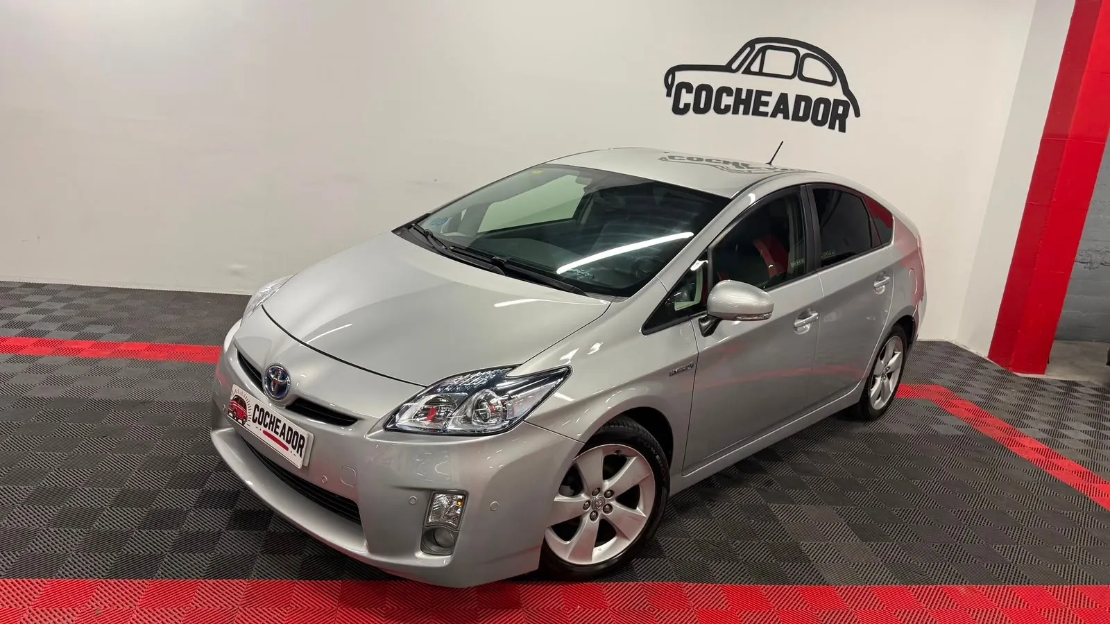 Toyota Prius 1.8 HSD ADVANCE, foto 1