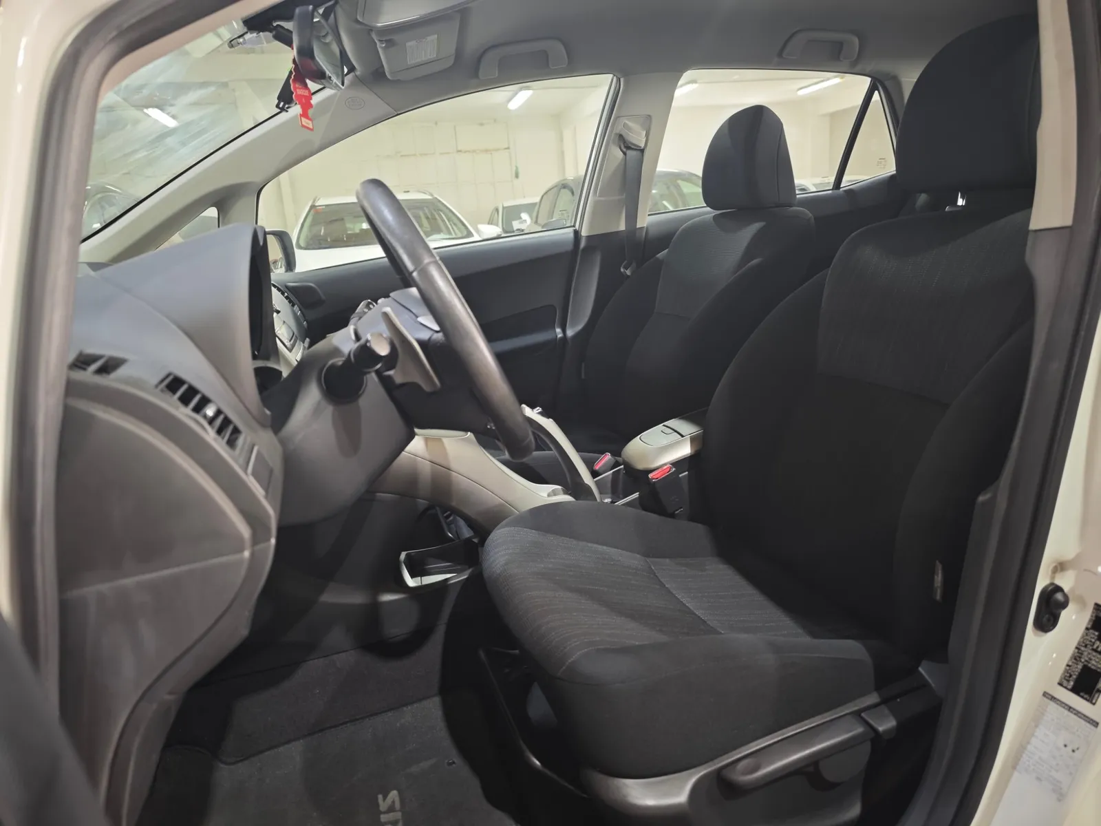 Toyota Auris 1.6 VVT-i Dual Sol M/M, foto 4