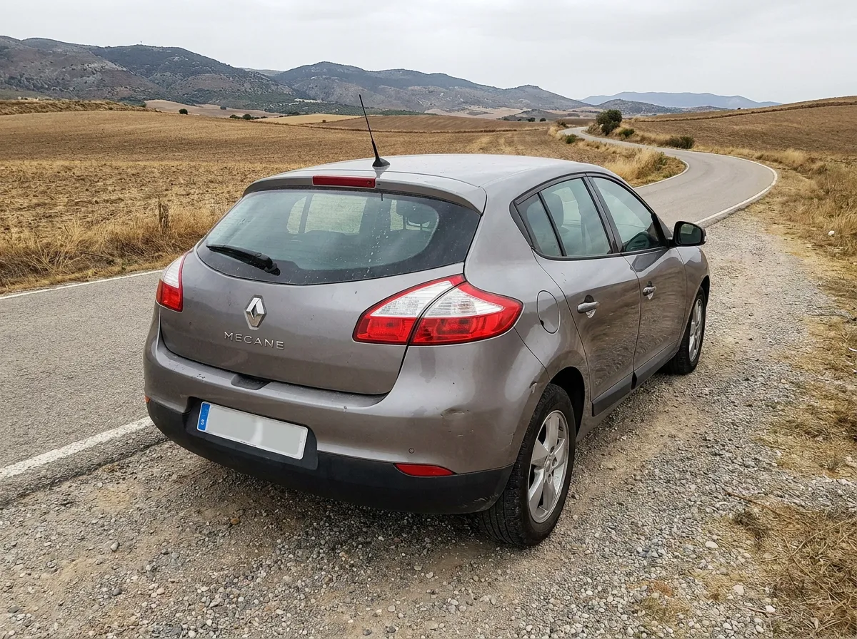 Renault Megane 2015 Etiqueta, Bola Remolque
