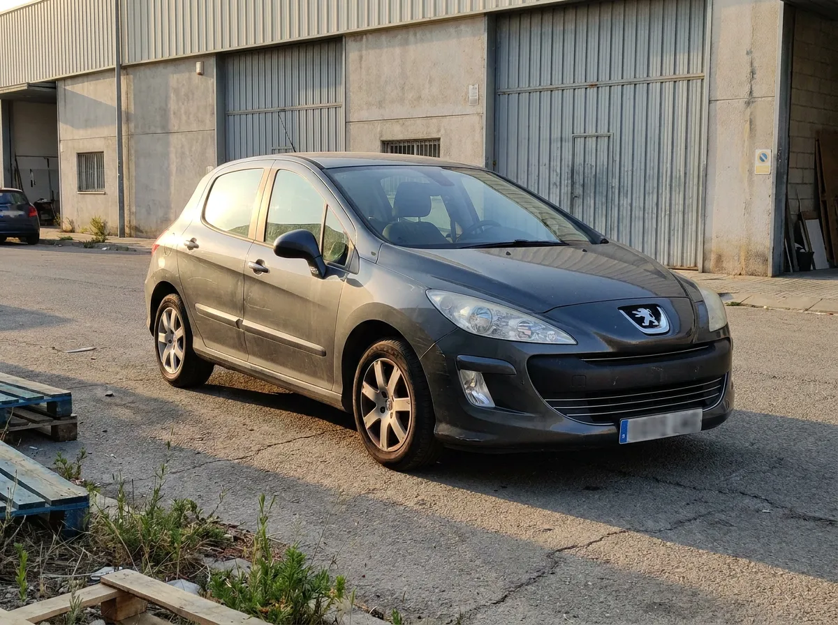 Peugeot 308 5P GT Hybrid 180 eEAT8