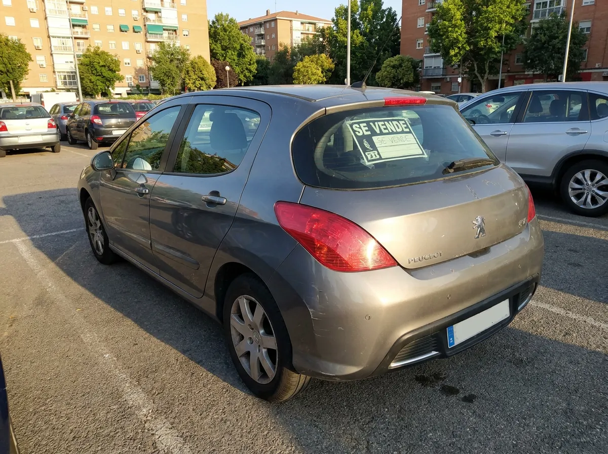 Peugeot 308 5P Allure Puretech 130 S&S EAT8