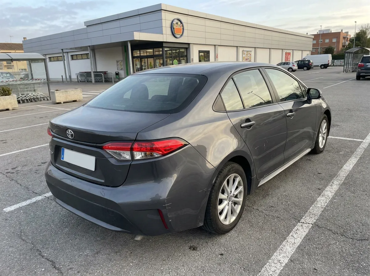 Toyota Corolla 2.0 180H FEEL! E-CVT TOURING SPORT