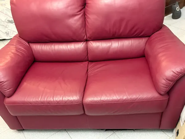 Sofá piel dos plazas burdeos