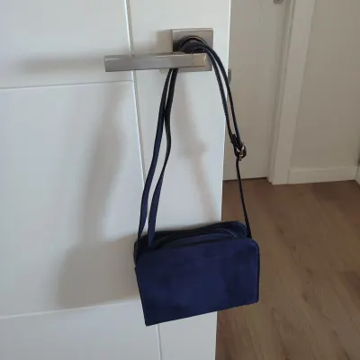 Bolso antelina azul marino