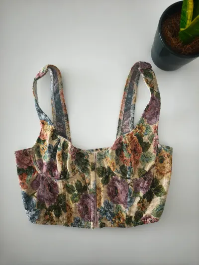 🌺 Top Corsé Estilo Tapiz Floral Shein - Talla XS (Nuevo)
