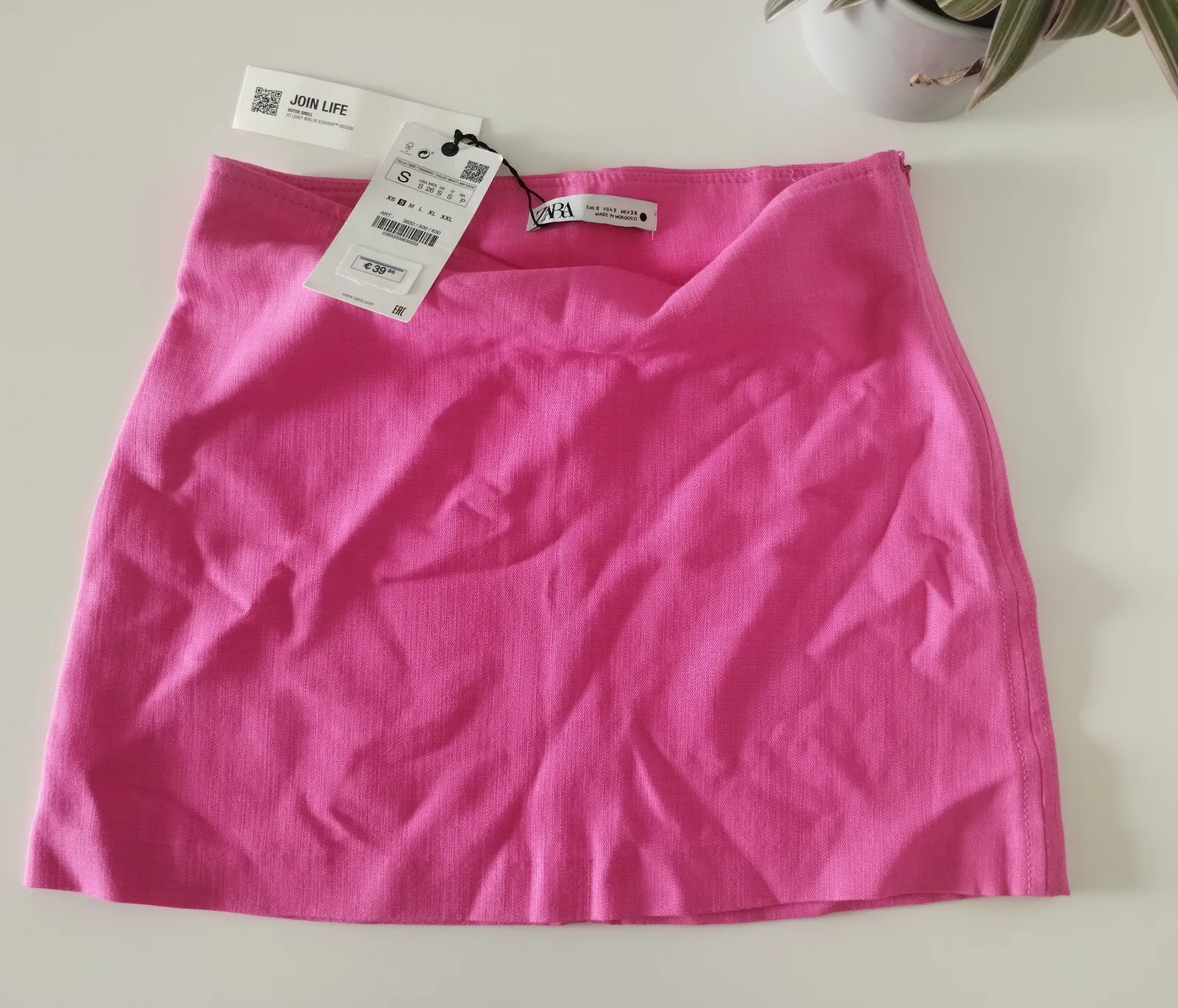 Minifalda ZARA Rosa Fucsia. NUEVA con etiqueta 🩷💝