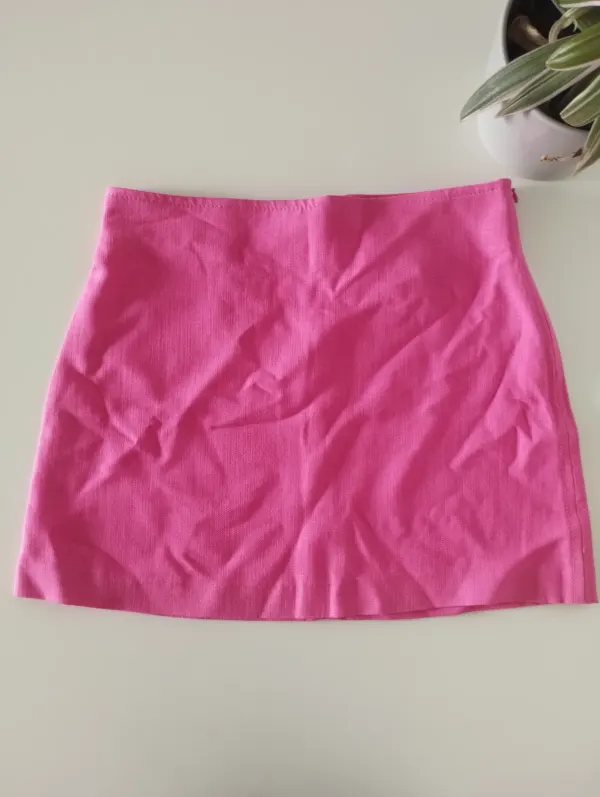 Minifalda ZARA Rosa Fucsia. NUEVA con etiqueta 🩷💝