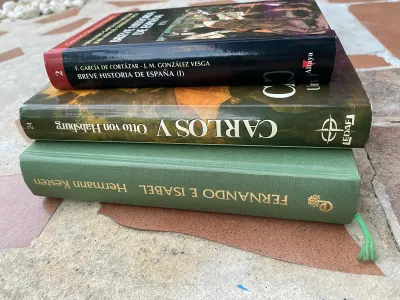 Lote 3 Libros de Historia de España (Biografías y Colección)