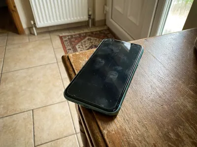iPhone 11 Azul/Verde
