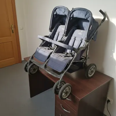 Carrito de bebé doble